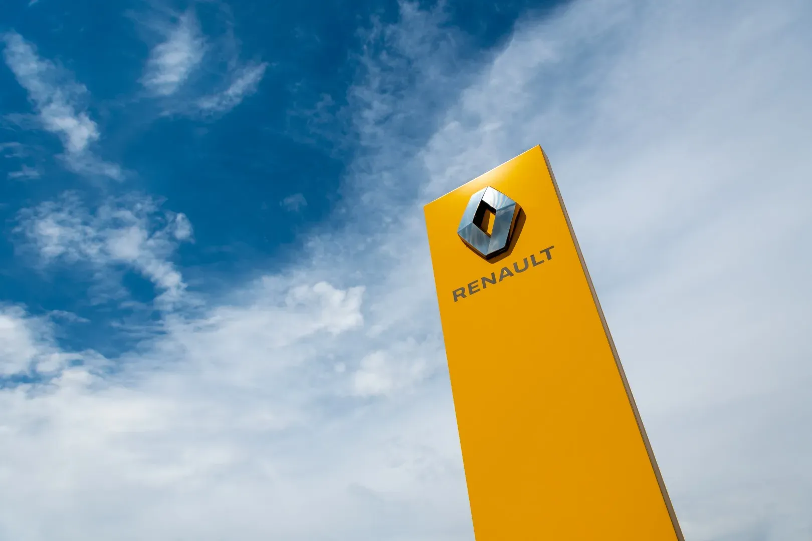 agence-renault-garage-du-ponroy-plessis-trevise